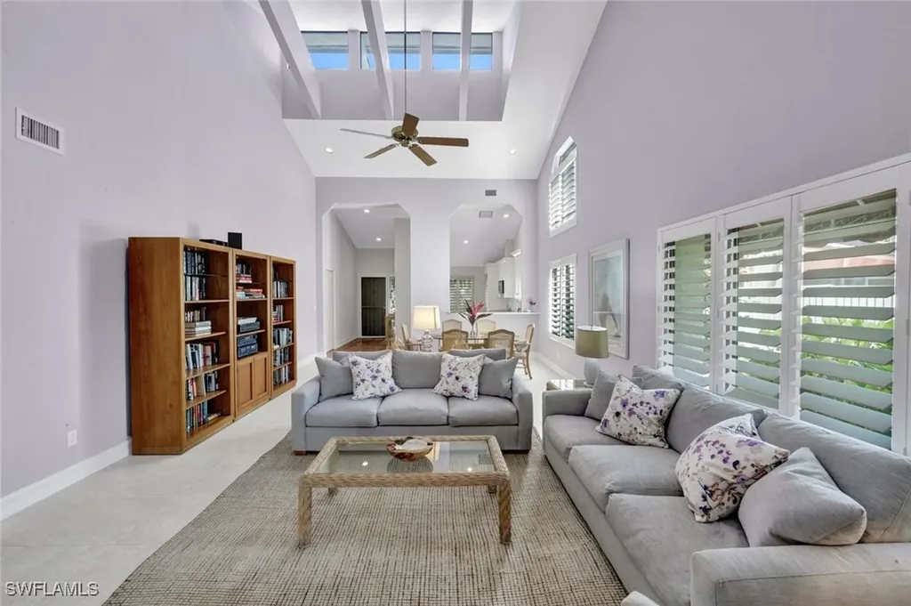 202 Bears Paw Trail Naples FL 34105