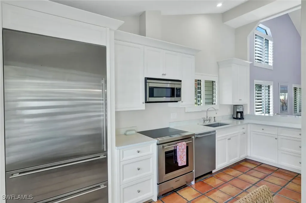202 Bears Paw Trail Naples FL 34105