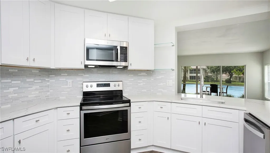 6225 Bellerive Avenue Naples FL 34119