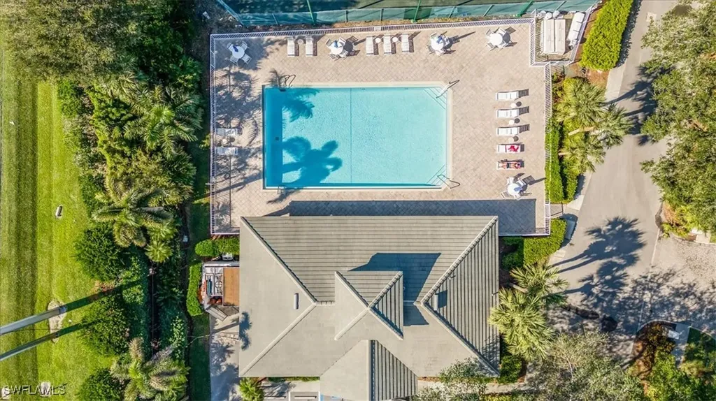 6235 Wilshire Pines Circle Naples FL 34109
