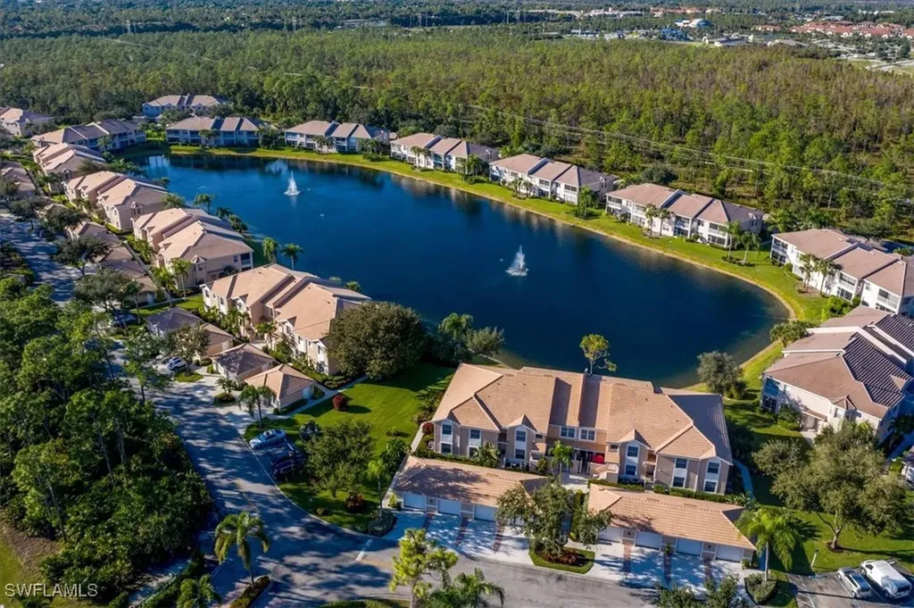 6235 Wilshire Pines Circle Naples FL 34109