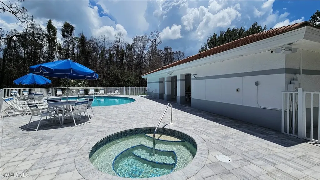 6235 Wilshire Pines Circle Naples FL 34109