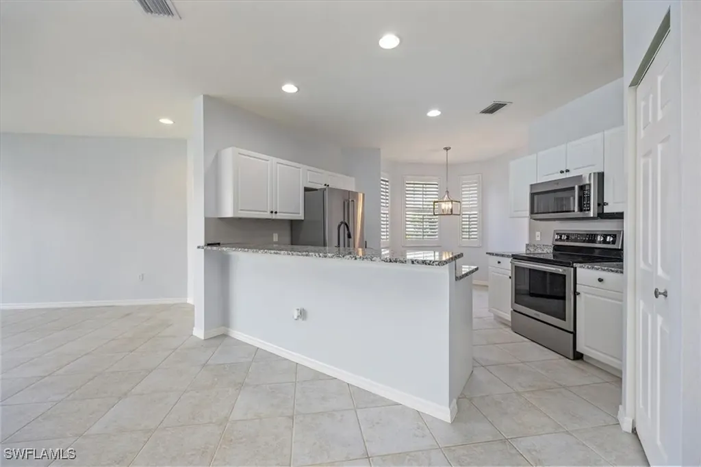 6235 Wilshire Pines Circle Naples FL 34109