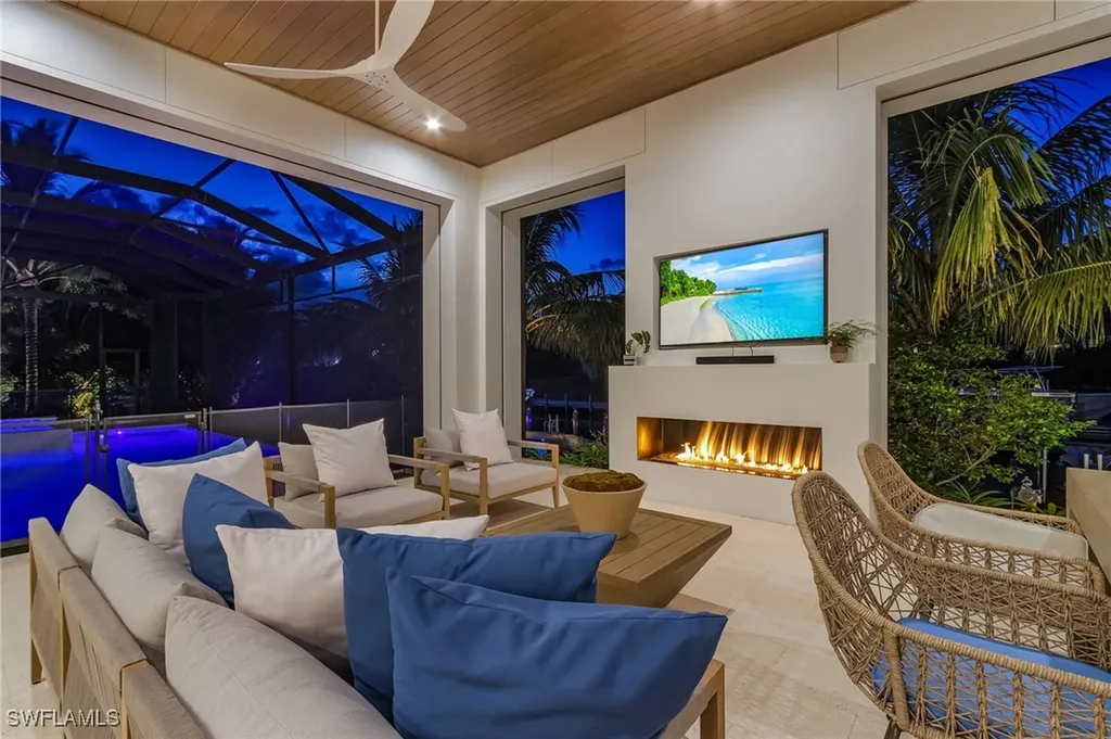 1698 Mcilvaine Court Marco Island FL 34145