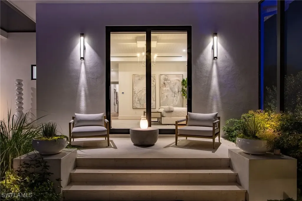 1698 Mcilvaine Court Marco Island FL 34145