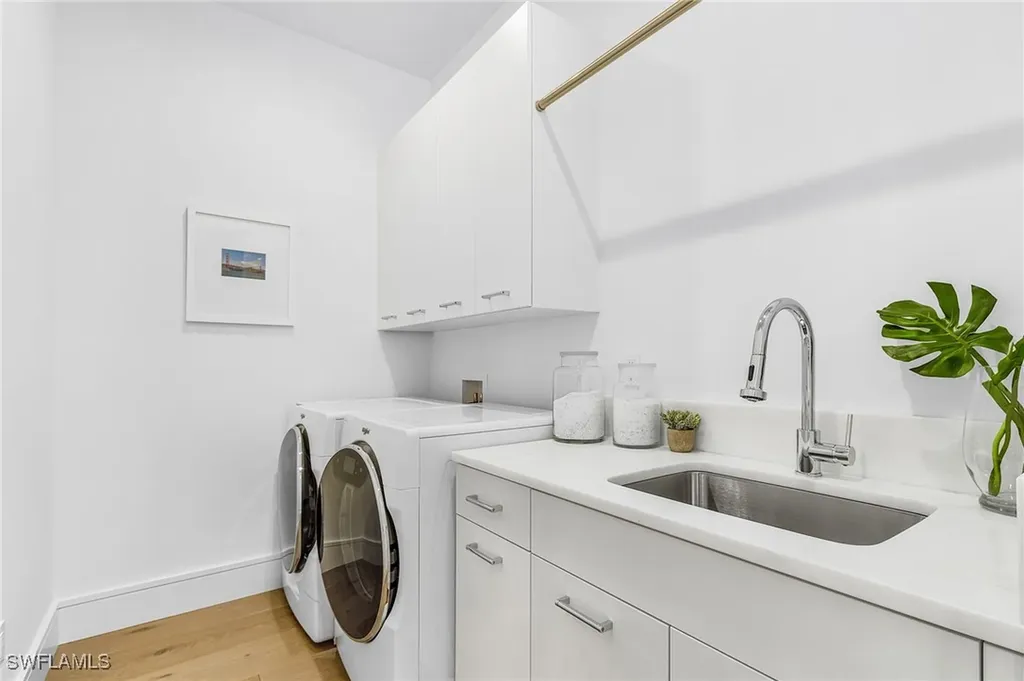 1698 Mcilvaine Court Marco Island FL 34145