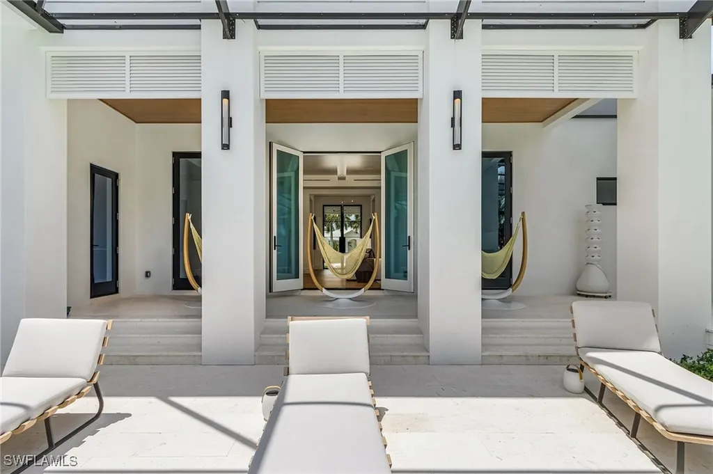 1698 Mcilvaine Court Marco Island FL 34145