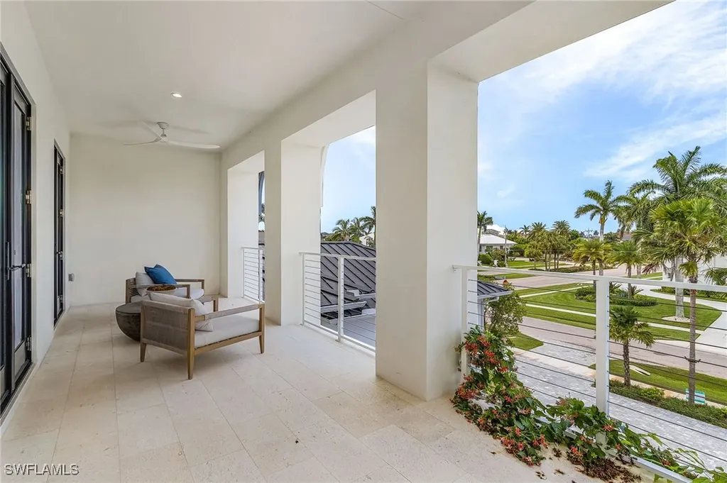 1698 Mcilvaine Court Marco Island FL 34145