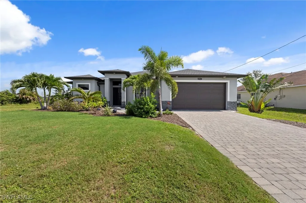 2511 NW 1st Street Cape Coral FL 33993