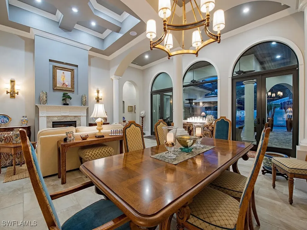 2204 Goshawk Court Naples FL 34105
