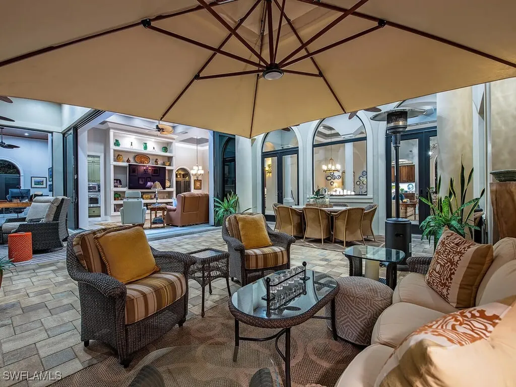2204 Goshawk Court Naples FL 34105