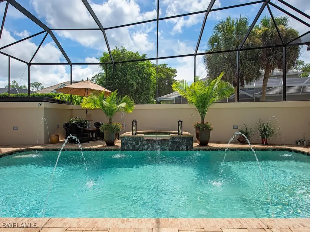 2204 Goshawk Court Naples FL 34105