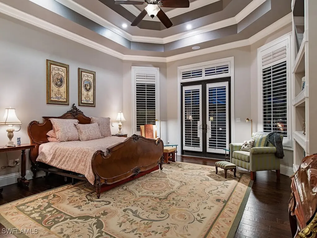 2204 Goshawk Court Naples FL 34105