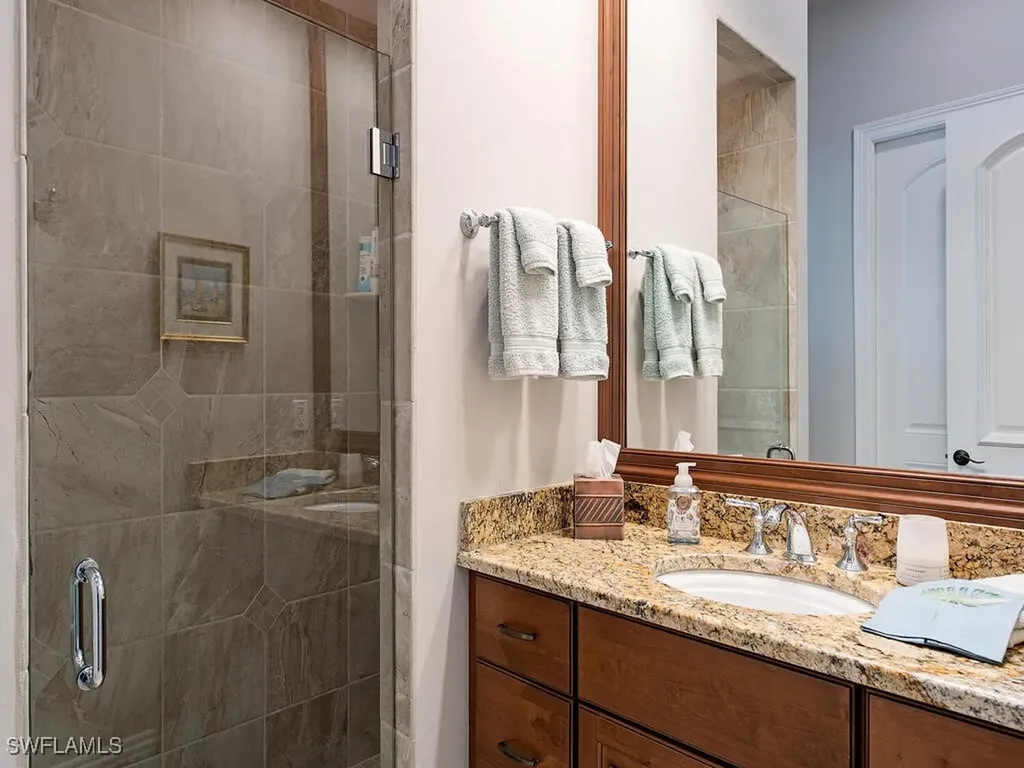2204 Goshawk Court Naples FL 34105