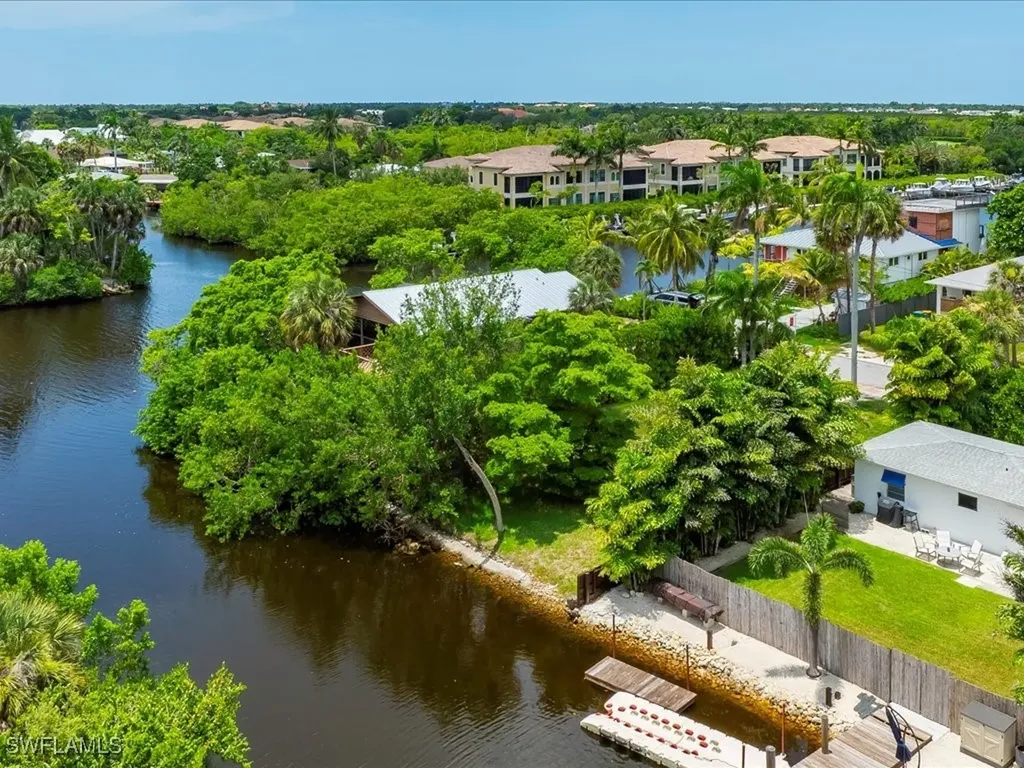 2977 Poplar Street Naples FL 34112