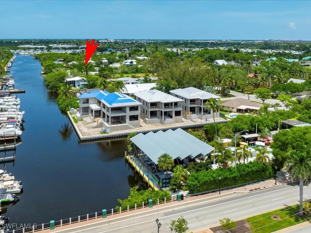2977 Poplar Street Naples FL 34112