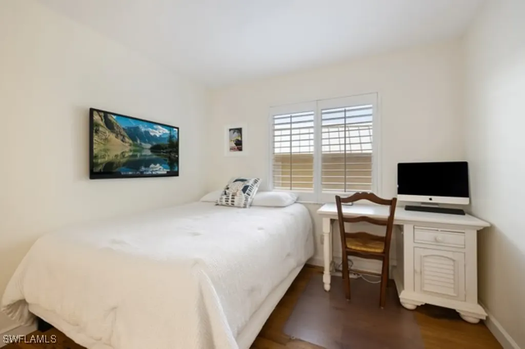 3000 Gulf Shore Boulevard N Naples FL 34103