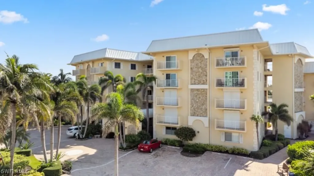 3000 Gulf Shore Boulevard N Naples FL 34103