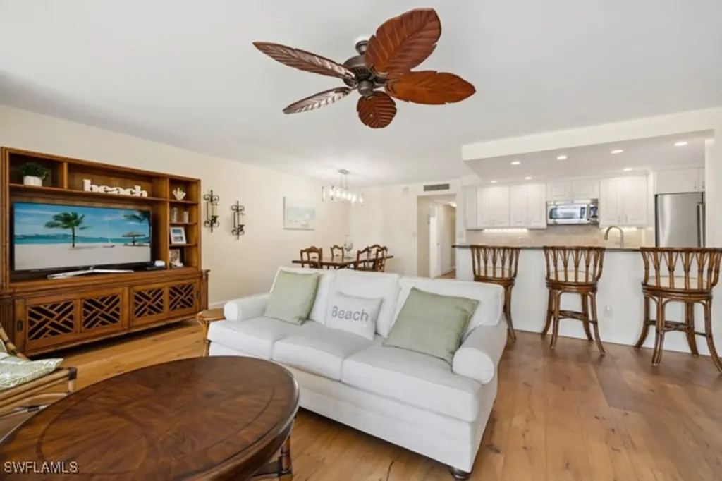 3000 Gulf Shore Boulevard N Naples FL 34103