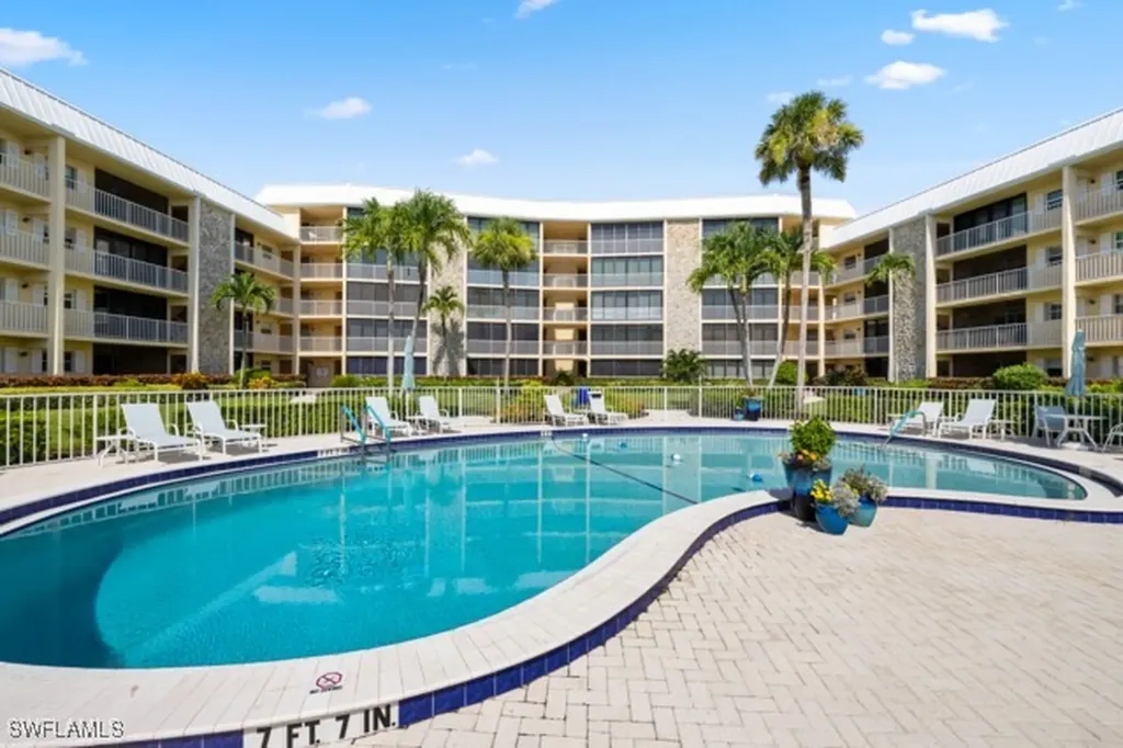 3000 Gulf Shore Boulevard N Naples FL 34103
