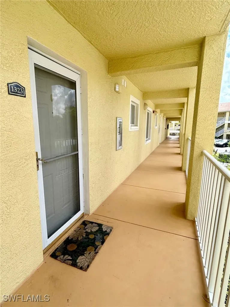8284 Key Royal Circle Naples FL 34119
