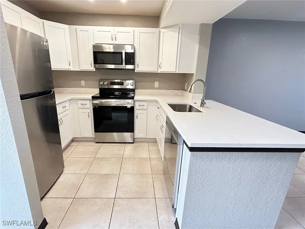 8284 Key Royal Circle Naples FL 34119