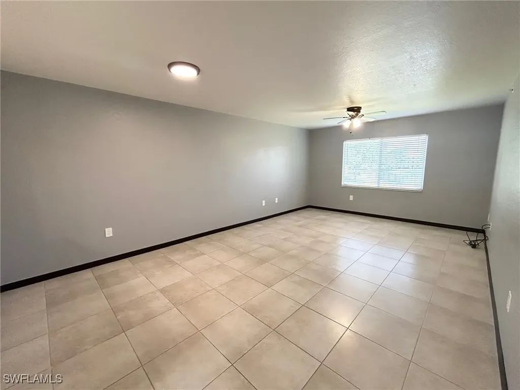 8284 Key Royal Circle Naples FL 34119