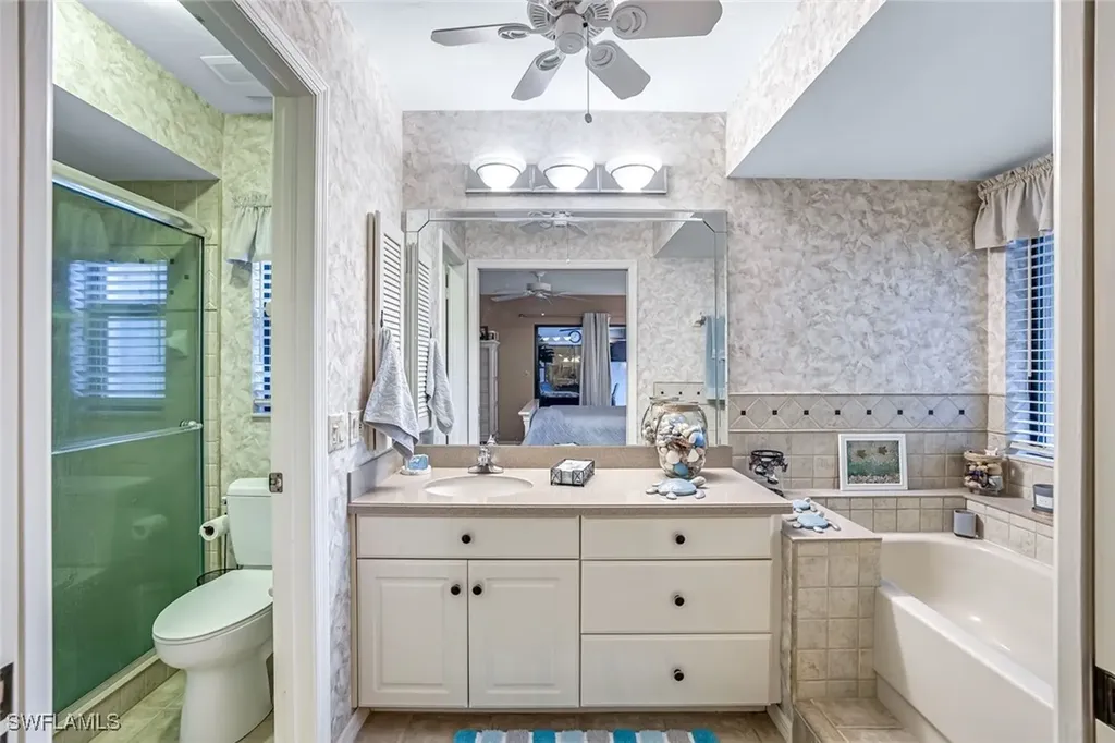 3097 Round Table Court Naples FL 34112