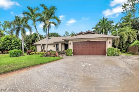 3097 Round Table Court Naples FL 34112