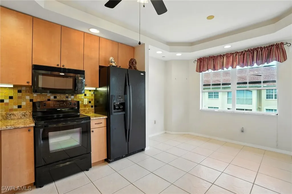 1141 Van Loon Commons Circle Cape Coral FL 33909