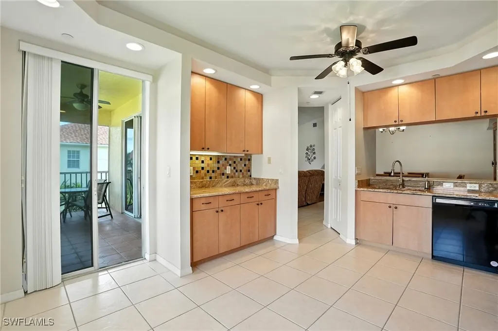 1141 Van Loon Commons Circle Cape Coral FL 33909