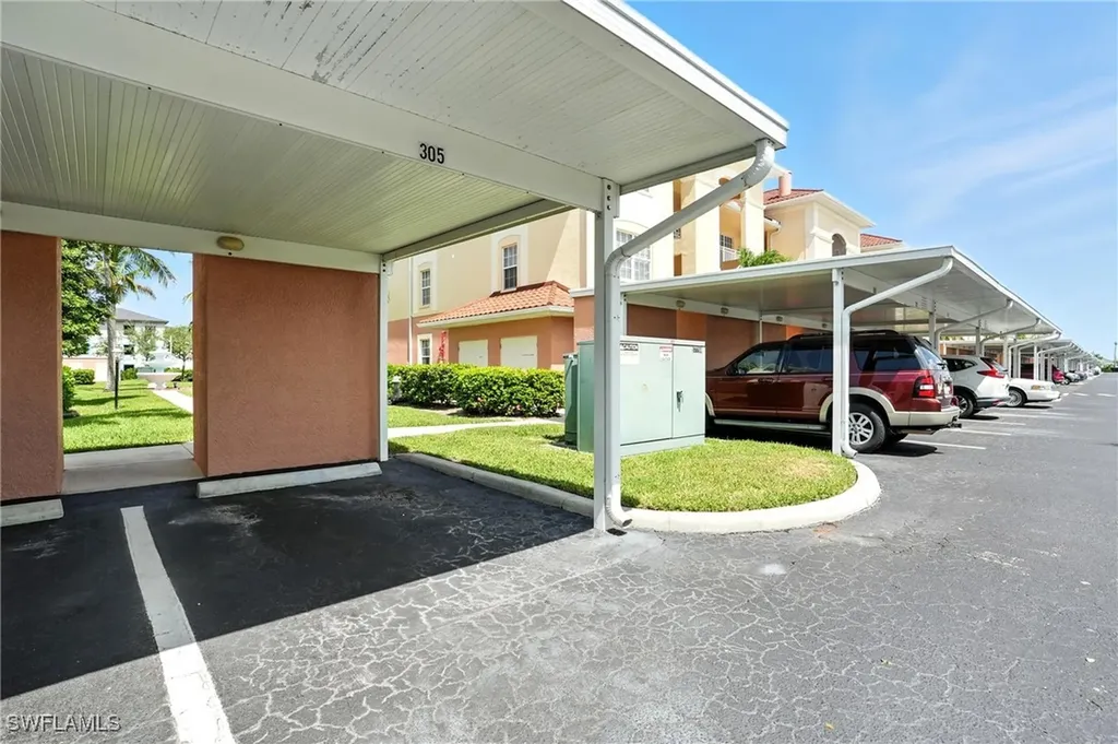 1141 Van Loon Commons Circle Cape Coral FL 33909