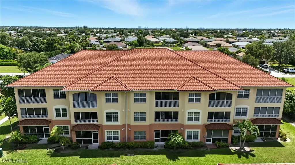 1141 Van Loon Commons Circle Cape Coral FL 33909