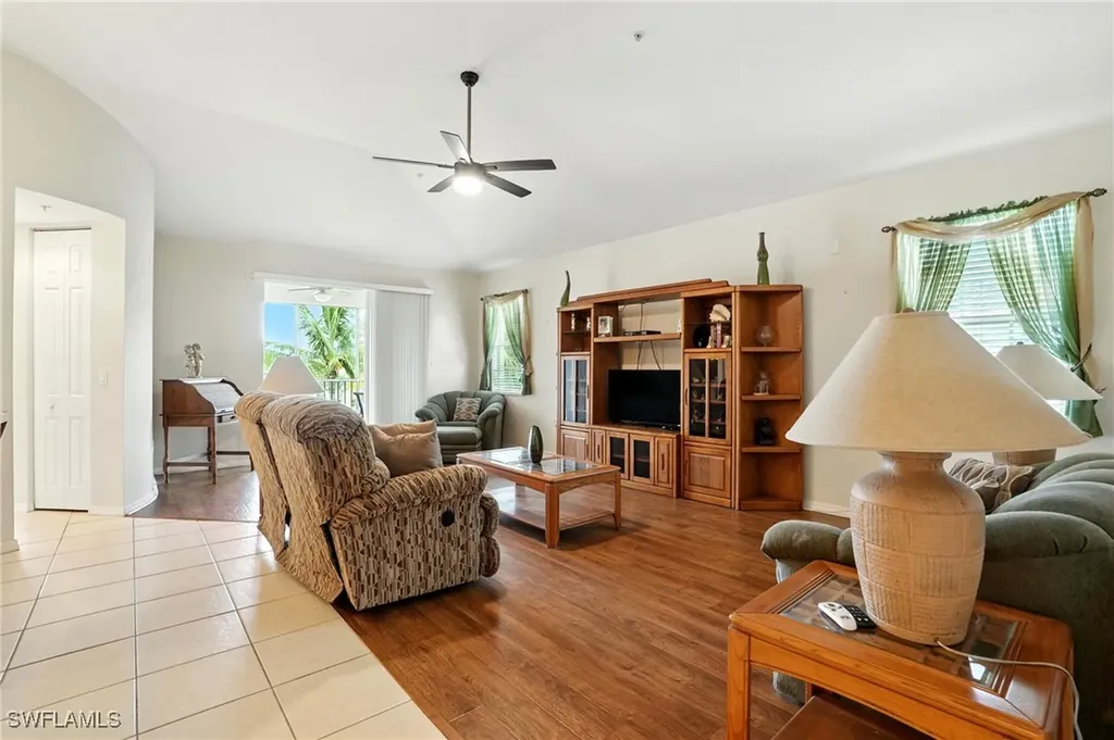 1141 Van Loon Commons Circle Cape Coral FL 33909