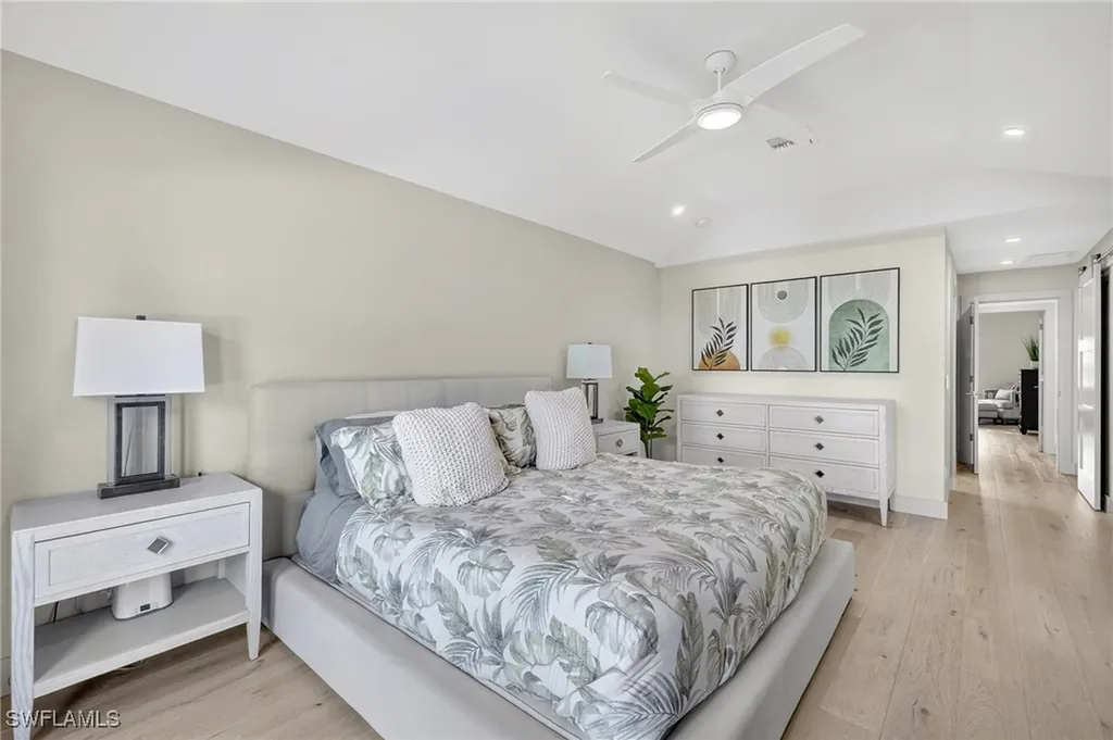 5215 Seashell Avenue Naples FL 34103