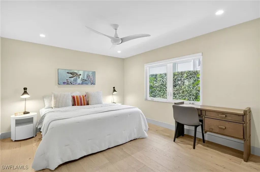 5215 Seashell Avenue Naples FL 34103