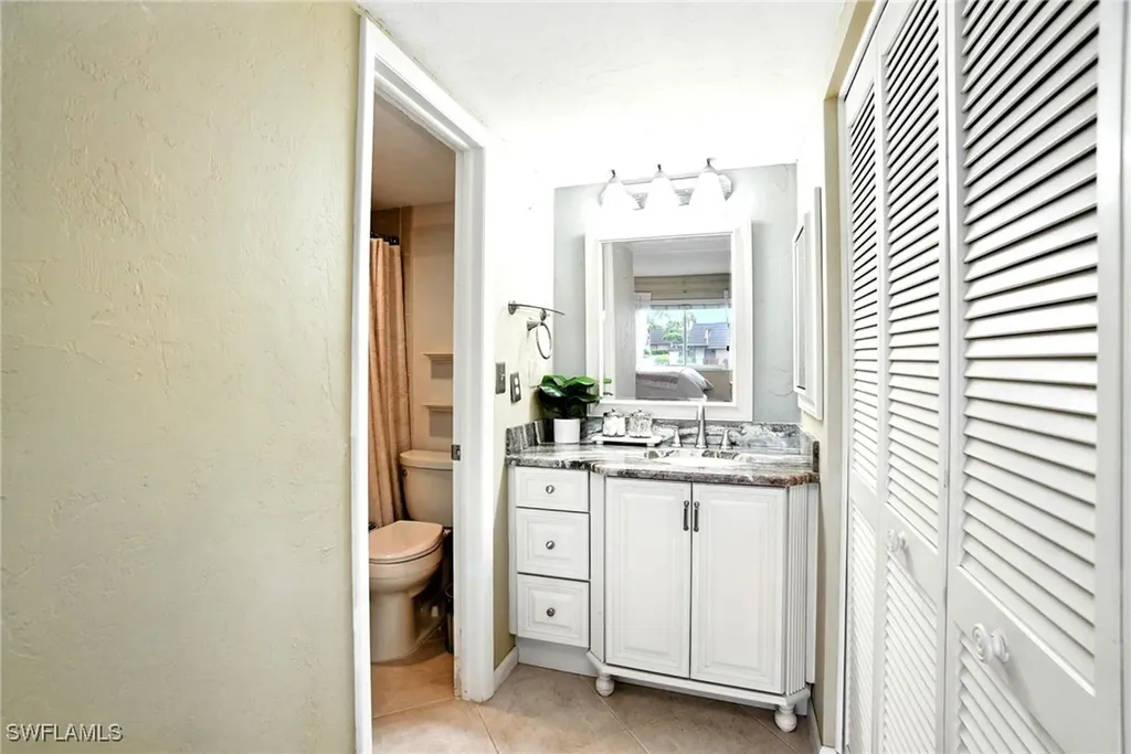 366 Charlemagne Boulevard Naples FL 34112