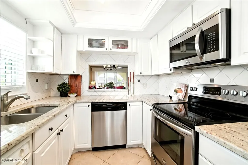 366 Charlemagne Boulevard Naples FL 34112