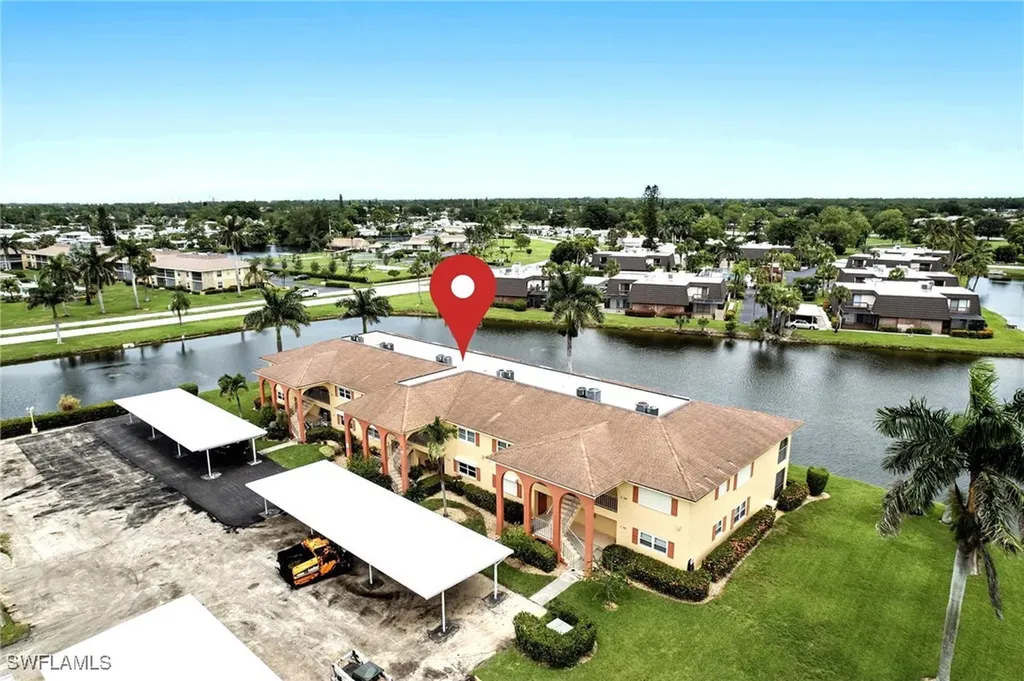 366 Charlemagne Boulevard Naples FL 34112