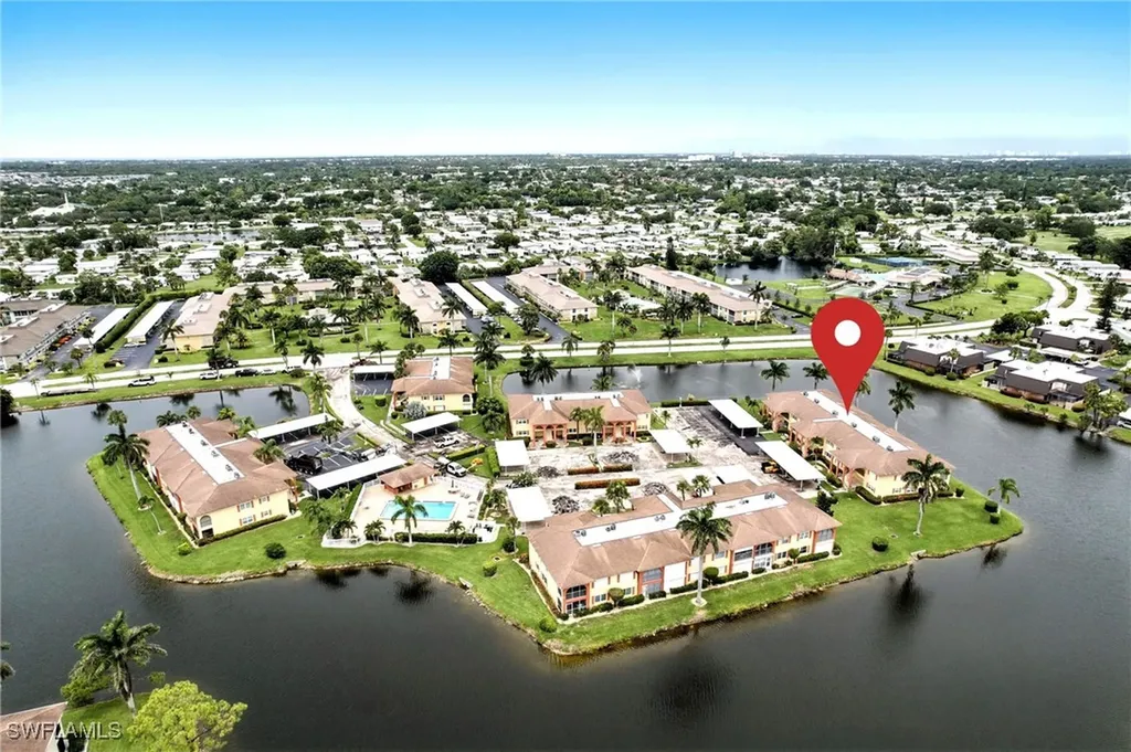 366 Charlemagne Boulevard Naples FL 34112