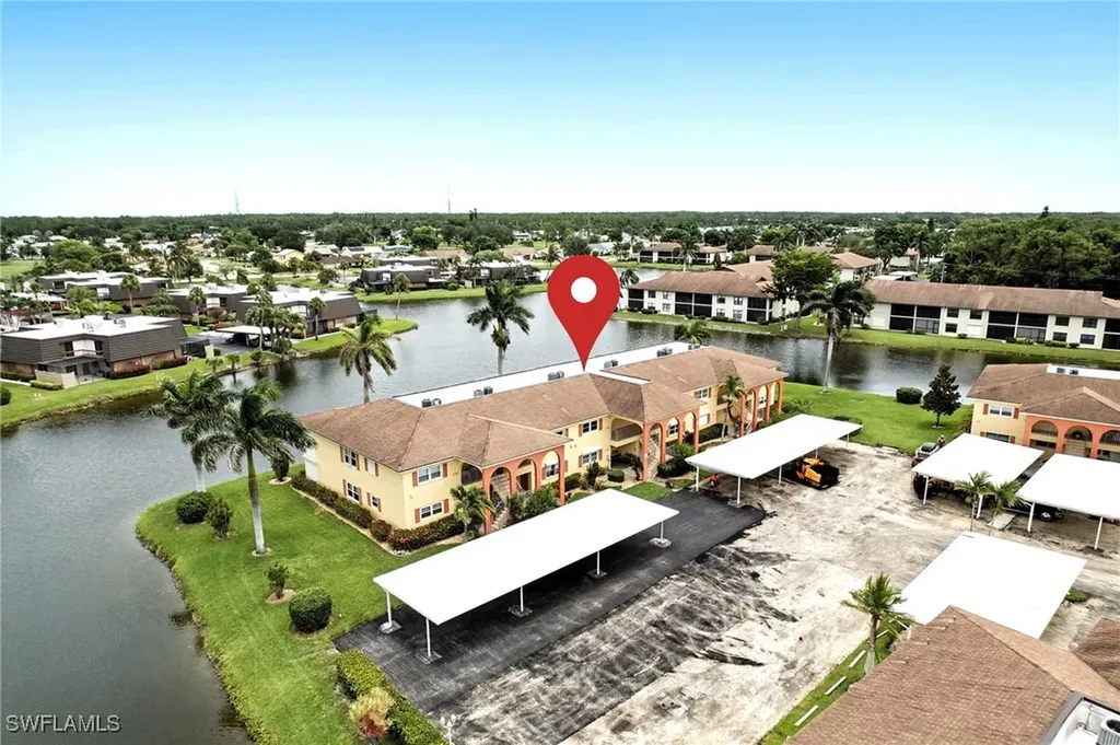 366 Charlemagne Boulevard Naples FL 34112