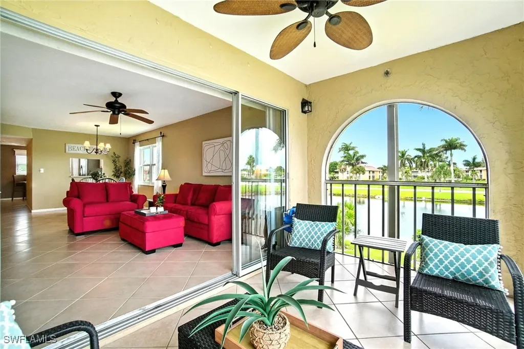 366 Charlemagne Boulevard Naples FL 34112