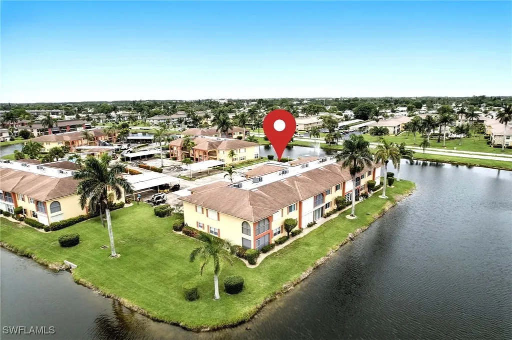 366 Charlemagne Boulevard Naples FL 34112