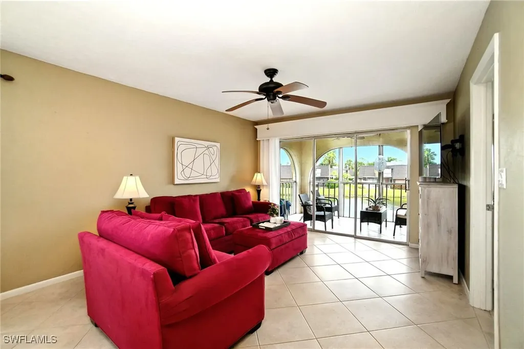 366 Charlemagne Boulevard Naples FL 34112
