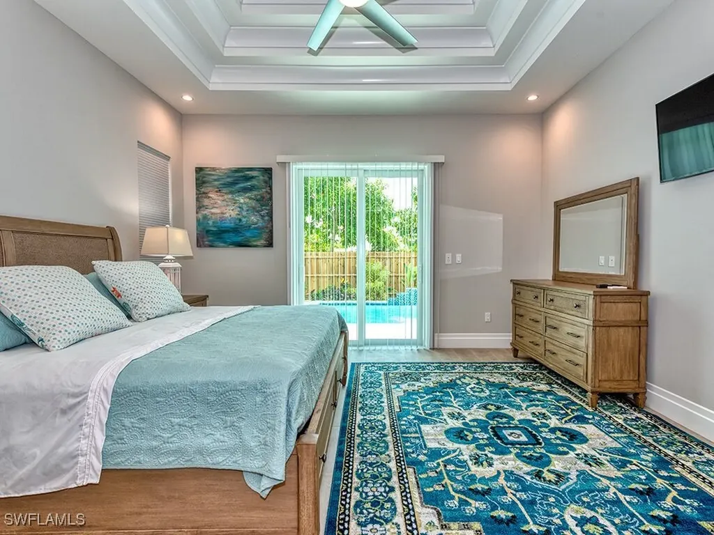 712 108th Avenue N Naples FL 34108