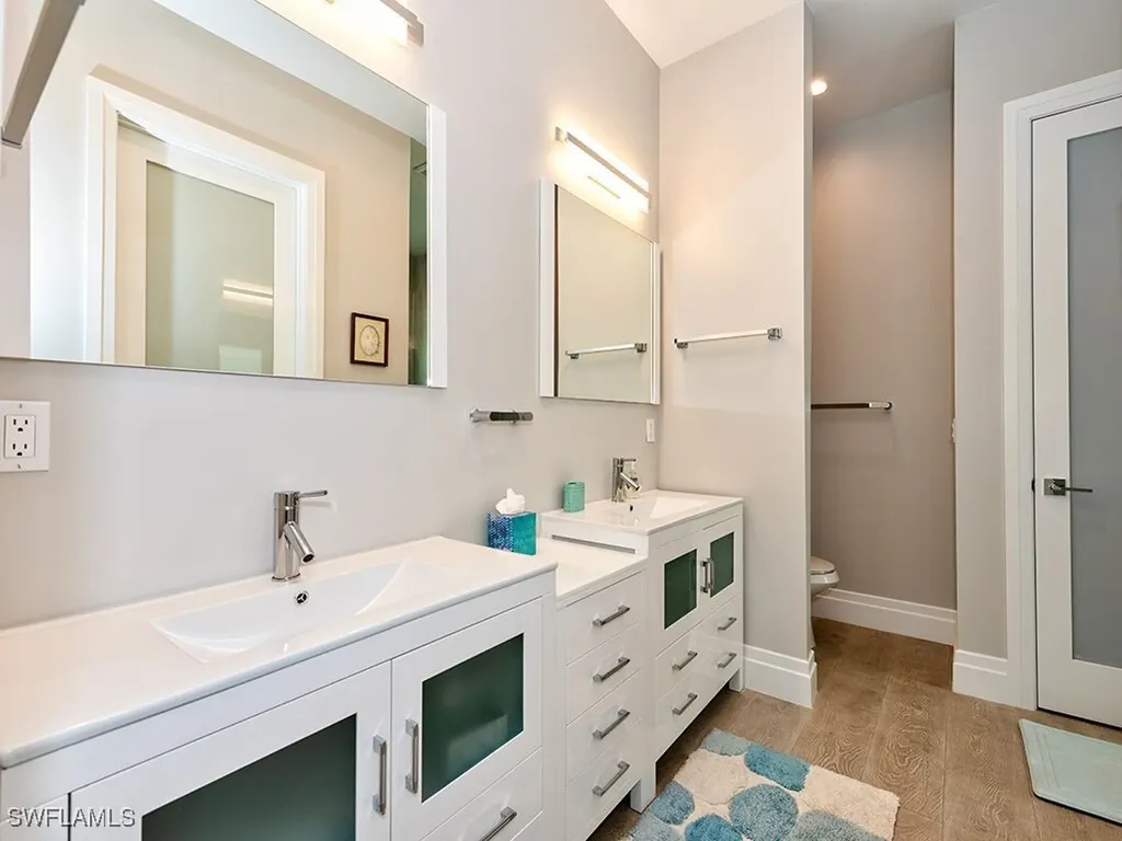 712 108th Avenue N Naples FL 34108