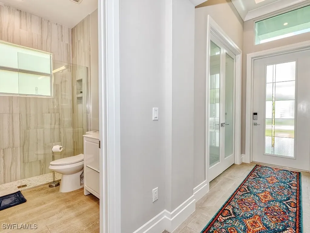 712 108th Avenue N Naples FL 34108