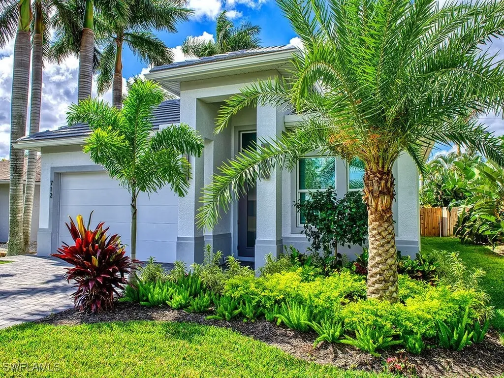 712 108th Avenue N Naples FL 34108