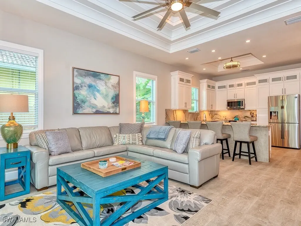 712 108th Avenue N Naples FL 34108