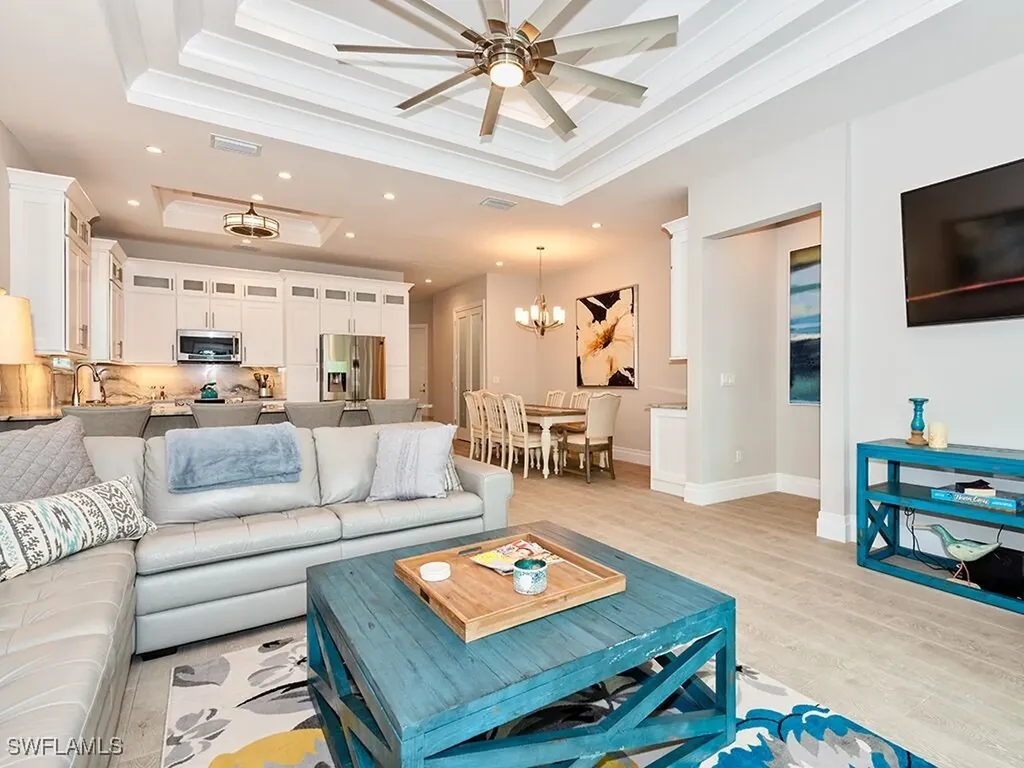 712 108th Avenue N Naples FL 34108